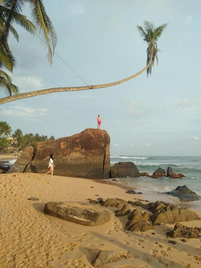 Near Beach Rest Unawatuna Eksteriør bilde